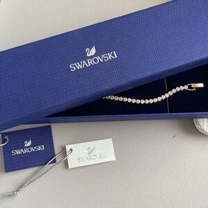 Matrix tennis bracelet white Swarovski rose gold